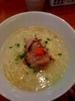 「軍鶏水炊きらーめん」@鳥料理 有明の写真