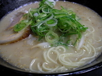 「銀次郎ラーメン（塩とんこつ）（+替え玉）」@らーめん 銀次郎の写真