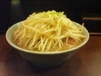 「ラーメン 豚入り ヤサイ、ニンニク」@ラーメン二郎 池袋東口店の写真