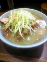 「ぶた入りらーめん※麺少なめ」@ラーメン二郎 池袋東口店の写真