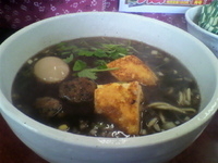 「ニボ×2ブラック（味玉サービス）900円」@拉麺工房 暁の写真