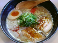 「熱血豚骨」@熱血らーめん 遊びじゃネェんだよ!の写真