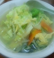 「タンメンセット（+半チャーハン+餃子2個）700円」@とん亭の写真