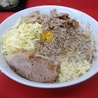 「汁なし（全マシ） 780円」@らーめん豚喜の写真