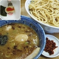 「辛つけ 大盛り + 半肉 + 味玉」@次念序の写真