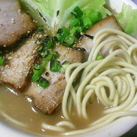 「ミニらーめん（麺硬め・マー油抜き）¥400 チャーシュー1枚¥5」@海豚の写真