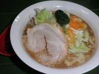 「ヤサイカライ（750円）ライスボール（100円）」@インフィニの写真