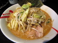 「豪腕味噌ラーメン（野菜炒め）」@豪腕味噌 ザ・マグナムハウスの写真