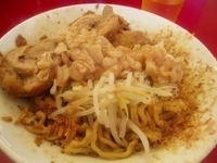 「まぜそば」@ジャンクガレッジ 東大宮店の写真