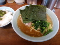 「中ラーメン」@横浜ラーメン 武蔵家 船橋店の写真