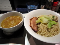 「釜あげつけそば （蛤味噌ホワイトソース仕立て）」@SOBAHOUSE金色不如帰の写真