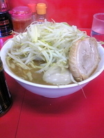 「小ラーメン+味玉+魚粉」@ドン-キタモトの写真