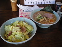 「「福の家らーめん+チャーシュー増し+キャベチャー（￥700+20」@横浜家系らーめん 福の家の写真