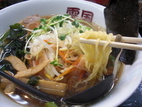 「醤油やさいらーめん(江戸風)700円」@雪国らーめん 入谷店の写真