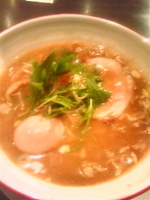 「赤玉 醤油煮玉子ラーメン780円」@東京中華そば 第一位の写真