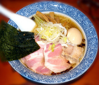 「香味鶏だしらーめん（しょうゆ）」@麺処 ほん田の写真