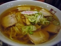 「正油ラーメン・太麺（580円）」@喜多方ラーメン  里の蔵 守谷店の写真