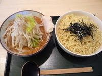 「味噌カレーつけ麺（2玉・野菜大盛）」@麺屋 純太の写真