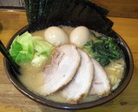 「大山SP（中盛り）+のり玉+ミニチャーシュー丼」@ラーメン 大山家の写真