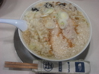 「中華そば（麺固、鬼油）+温野菜」@らーめん潤 蒲田店の写真