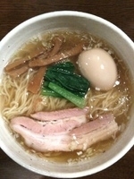 「塩らーめん+味玉」@らーめん 美学屋の写真