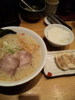 「ラーメンこってり 餃子ライスセット【820円】」@野方ホープ 目黒店の写真