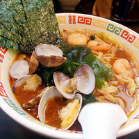 「魚介味噌ラーメン880円+ライス50円」@麺屋 優創の写真