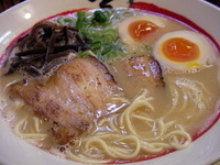 「てっぺいラーメン(+替え玉)」@三代目てっぺい 庄内店の写真