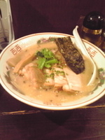 「鶏そばチャーシュー」@鶏そば専門店 前略。まるきゅうの写真