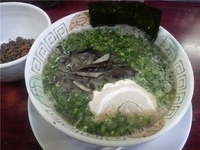 「ねぎらーめん（バリカタ）替え玉（バリカタ）×2+辛そぼろ」@博多長浜らーめん 楓神の写真