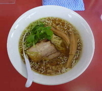 「らーめん(醤油)(700円)」@らーめん二宮の写真