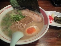 「まる重とんこつ（限定80食750円）」@柳麺まる重の写真