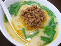 「豚骨台湾ラーメン￥580」@台湾料理 四季紅 館林店の写真