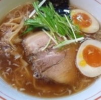 「味玉醤油らぁ麺」@BUZZの写真