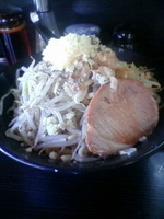 「汁なし（ヤサイ、ニンニク、アブラ）」@勇花の写真