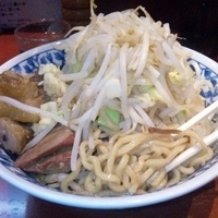 「油そば（野菜チョット多め、ニンニク、味チョット濃いめ）+豚 70」@麺香房 暖々の写真