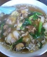 「五目そば700円+半ライス100円=800円」@中華 ヤマトの写真