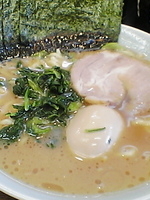 「ラーメン（￥650）+味付け玉子（￥100）」@寿々㐂家の写真