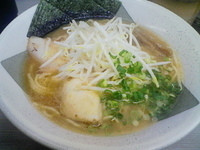 「ラーメン」@九州宮崎とんこつラーメン 日向屋 祖師谷環8店の写真