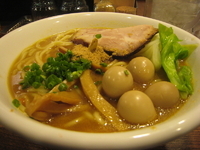 「松風らーめん（大盛り）+味玉（うずらの卵3コ）」@秋葉らーめん 松風の写真