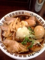 「肉そば（半熟味玉）」@New Old Style 肉そばけいすけの写真