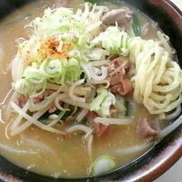 「もつみそラーメン（麺硬め）¥785」@八百半飯店の写真