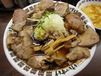 「肉そば（大盛）+肉増し エッグライス」@New Old Style 肉そばけいすけの写真