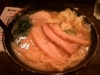 「大山家SPラーメン 1000円 +大盛り100円 麺硬め」@ラーメン 大山家 青梅店の写真