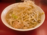 「￥650- 小ラーメン （野菜普通・ニンニクなし）」@ラーメン二郎 ひばりヶ丘駅前店の写真