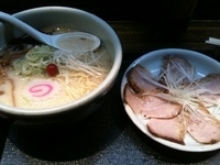 「特製とろ肉ラーメン 塩大盛」@らーめん 山頭火 中野店の写真