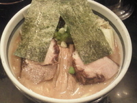 「特濃魚介豚骨らーめん（ハード）」@麺家 うえだの写真