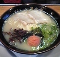 「博多らーめん（580円）+明太子（ぐるマガ持参）」@博多ラーメン 清水屋の写真