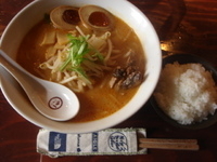 「海老茶色の味玉みそ+小ごはん」@らーめん一会の写真