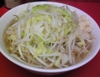 「小ラーメン 650円（固め・ニンニク）」@ラーメン二郎 千住大橋駅前店の写真